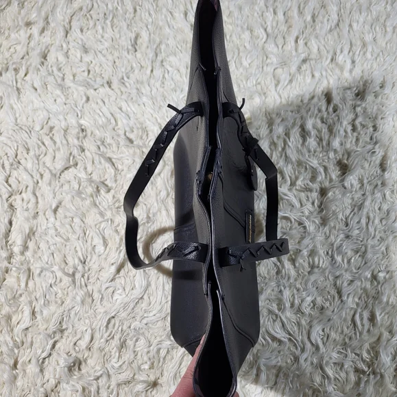 Tommy Bahama Genuine Leather Black Tote Bag - Picture 9 of 16